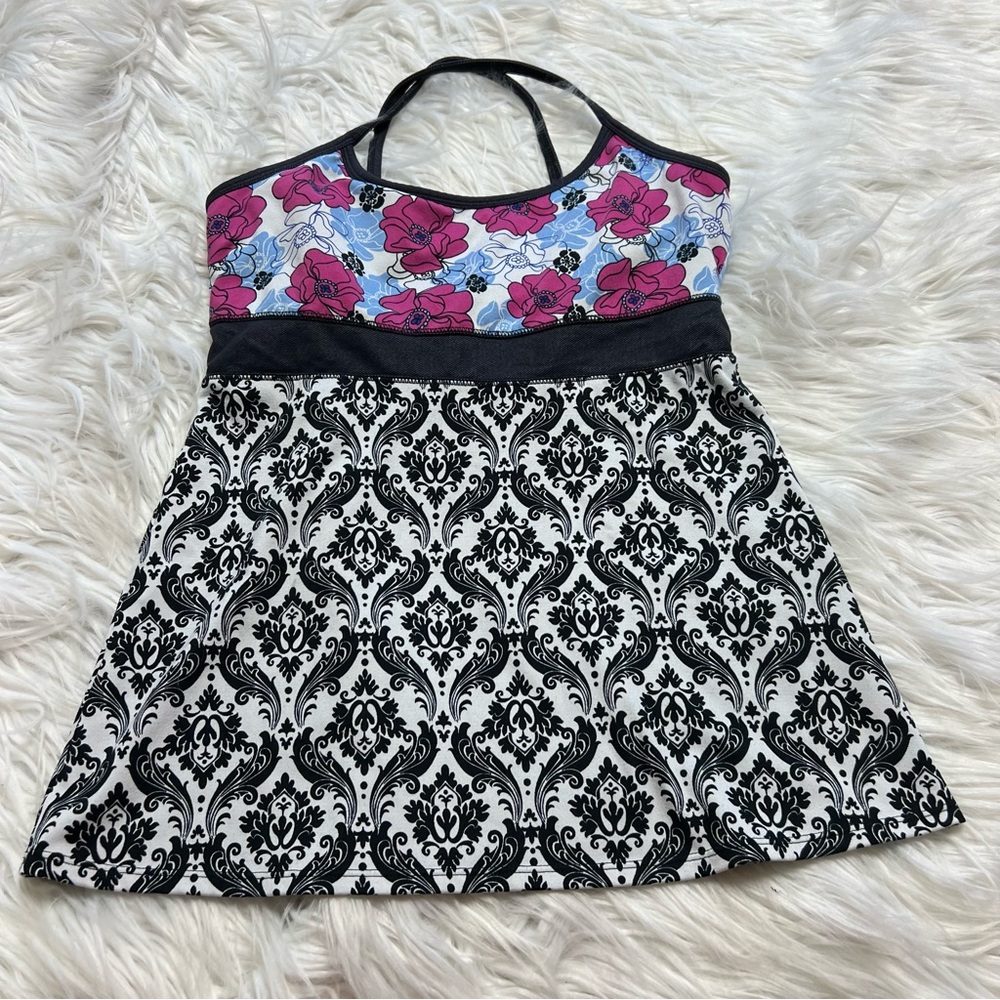 SOYBU Yoga Tank Mesh Empire Waist Straps Criss Cross in Back Medium